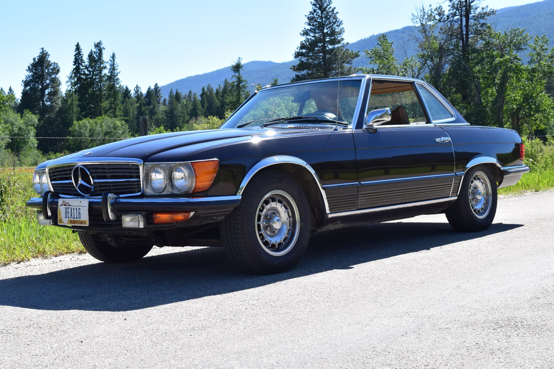 Mercedes Benz-350 SL Roadster-1972-2024-06-28T06:41:41.623Z